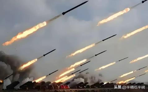 倘若如今爆发第三次世界大战，将会形成3大主要阵营。
站队西方的阵营包括：美国、英