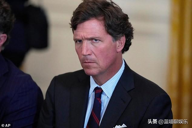前福克斯新闻主持人塔克·卡尔森声称CIA获取他的短信后，试图指控他为“外国代理人