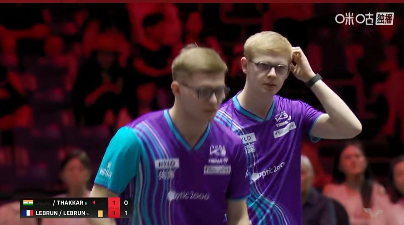 勒布伦兄弟1-1玛卡这四个人居然都戴眼镜诶