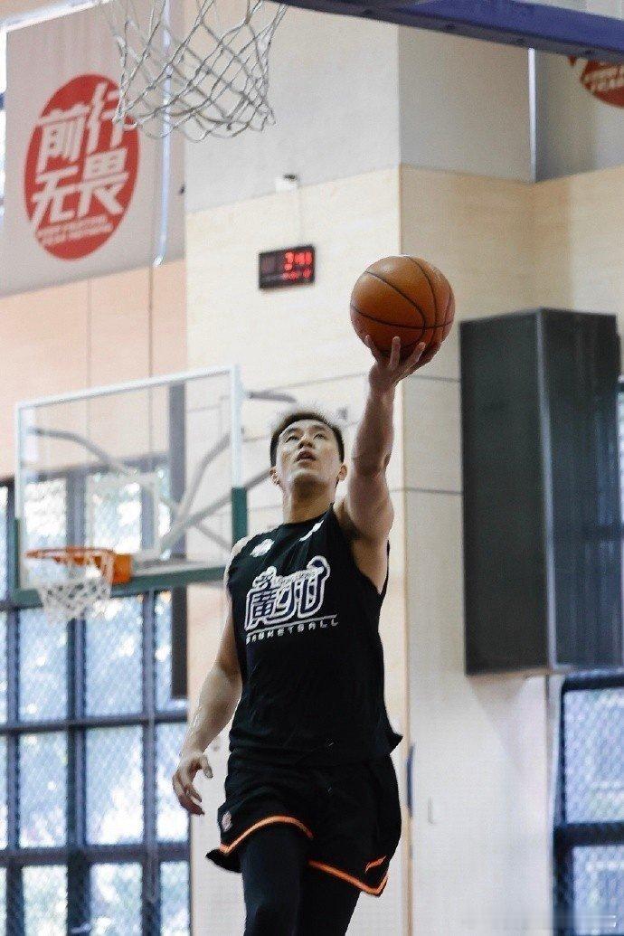 立冬今日立冬，记得吃饺子🥟今日立冬[超话] ​​​