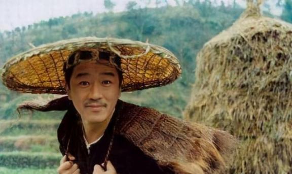 “我宁可重拍，也不会让他得逞！”2000年，导演陈国军筹拍《末路1997》，没想