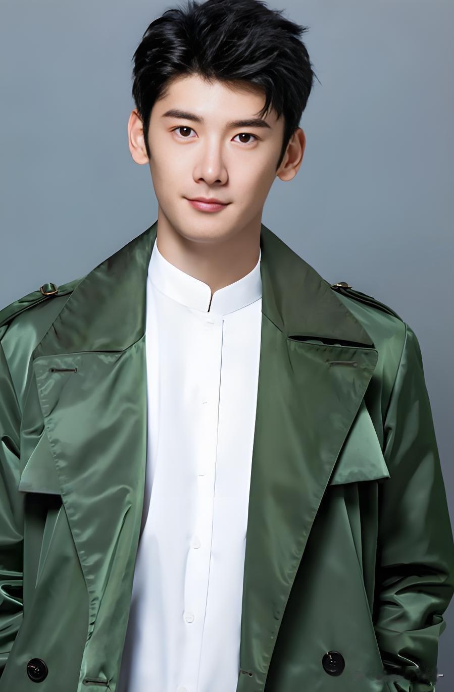 大家有没有觉得，

就演军丞这演员刘芮麟

明明颜值高演技好演戏也不少可就是一直