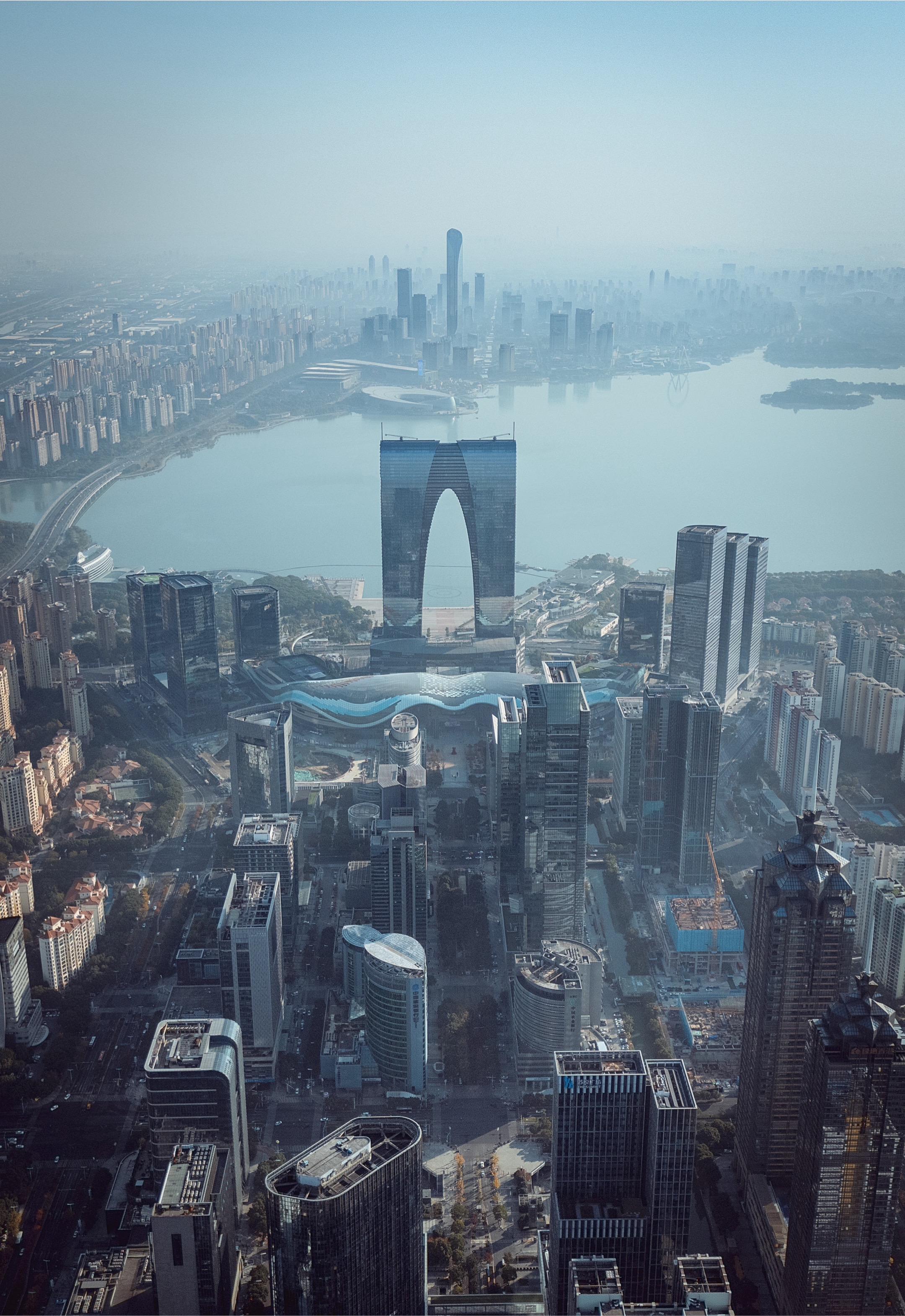 镜头里的城市风光。