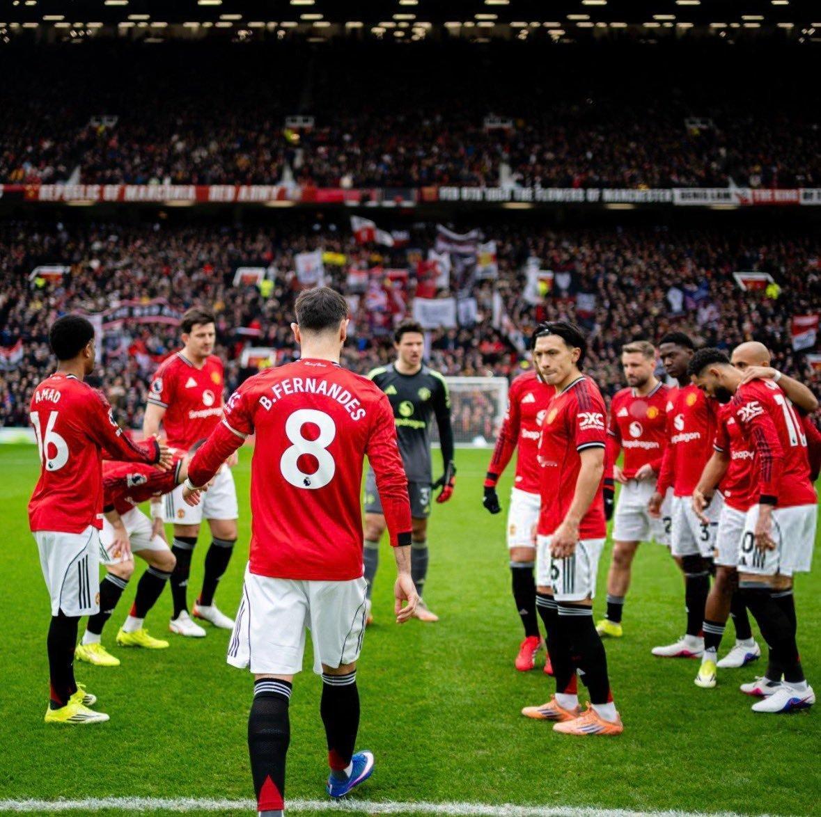 维拉本轮战平诺丁汉森林，多赛一场，和曼联积分相同，但净胜球比红魔少。曼联