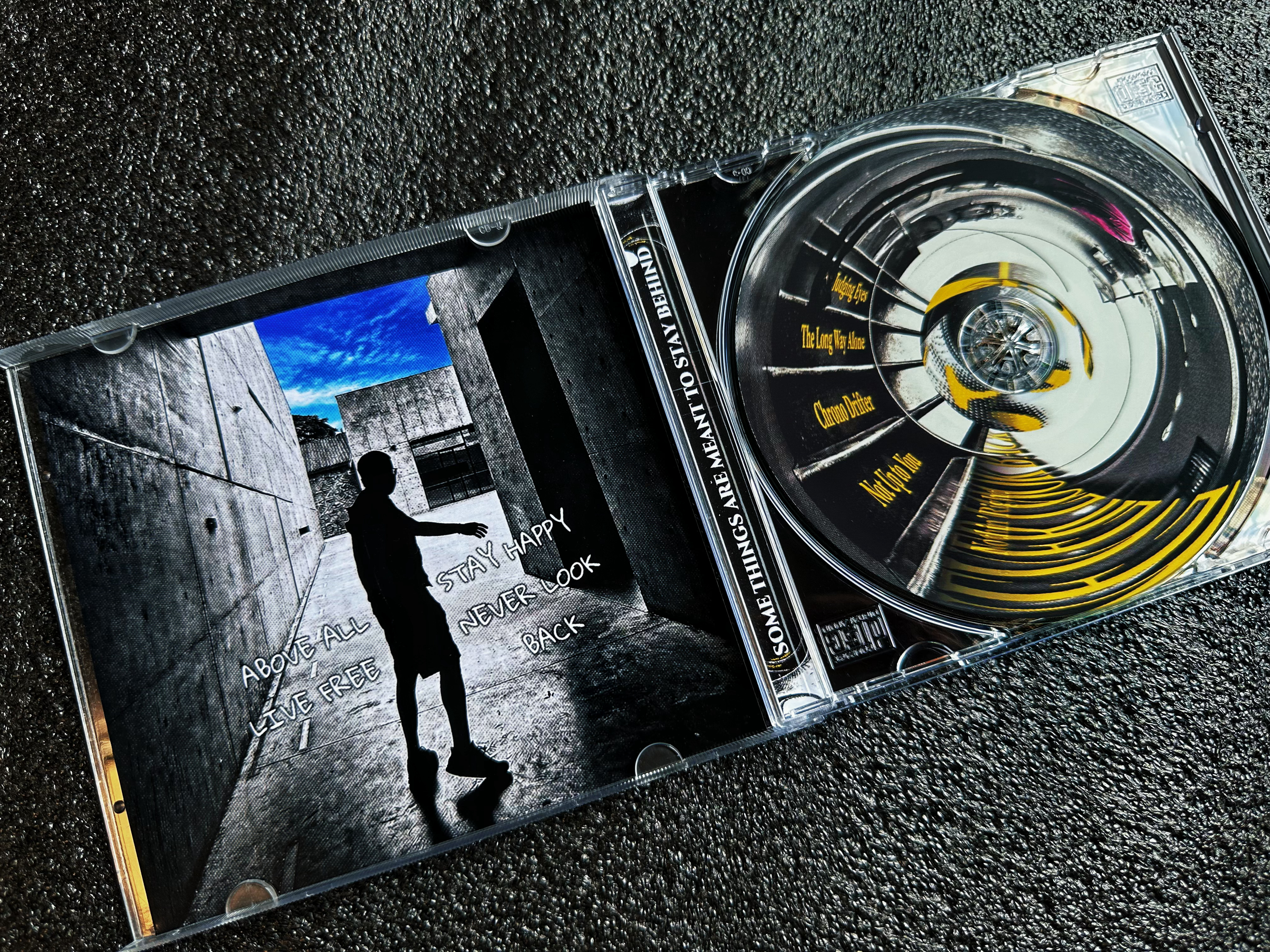 7辑·《Never Look Back》 