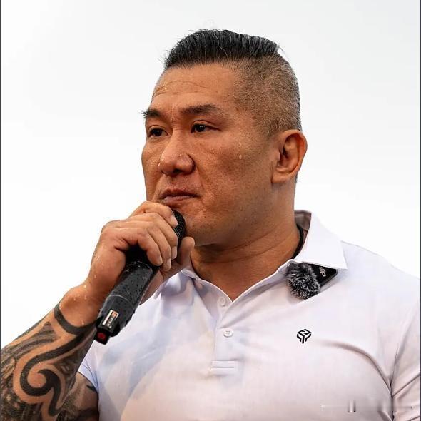 台湾网红直播喊