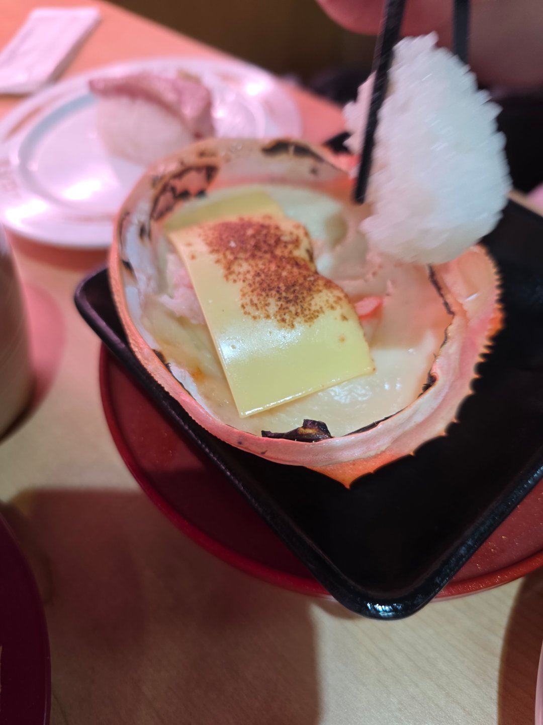 吃飽喝足，被大姨媽折磨腰酸背疼，睡覺去