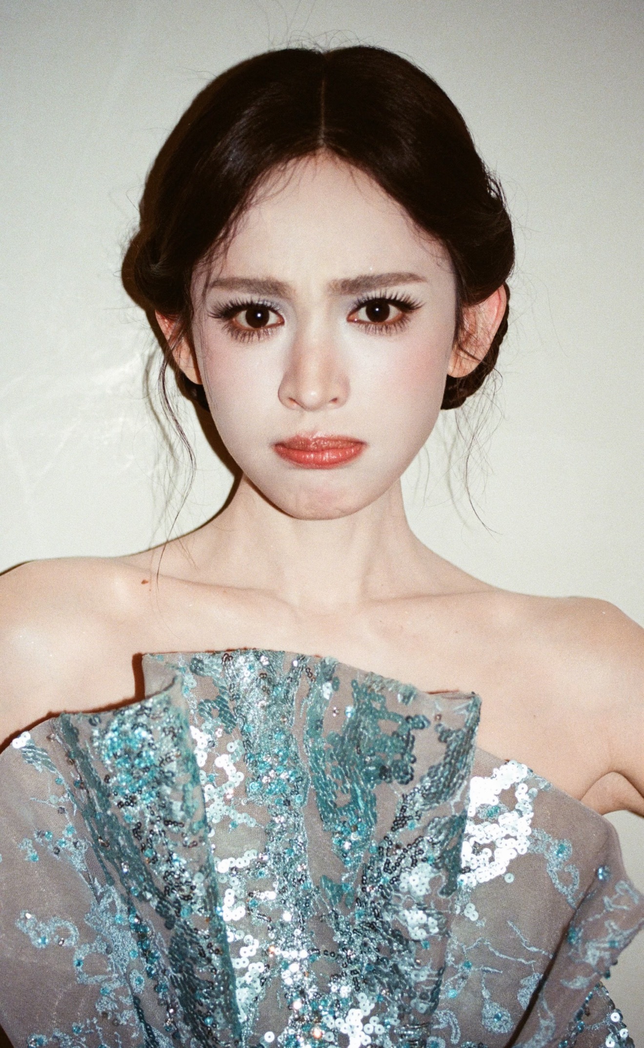 娜扎是真美成神仙了，长这样真的是顶美中的顶美了，十米开外也能知道是大美人…娜扎美