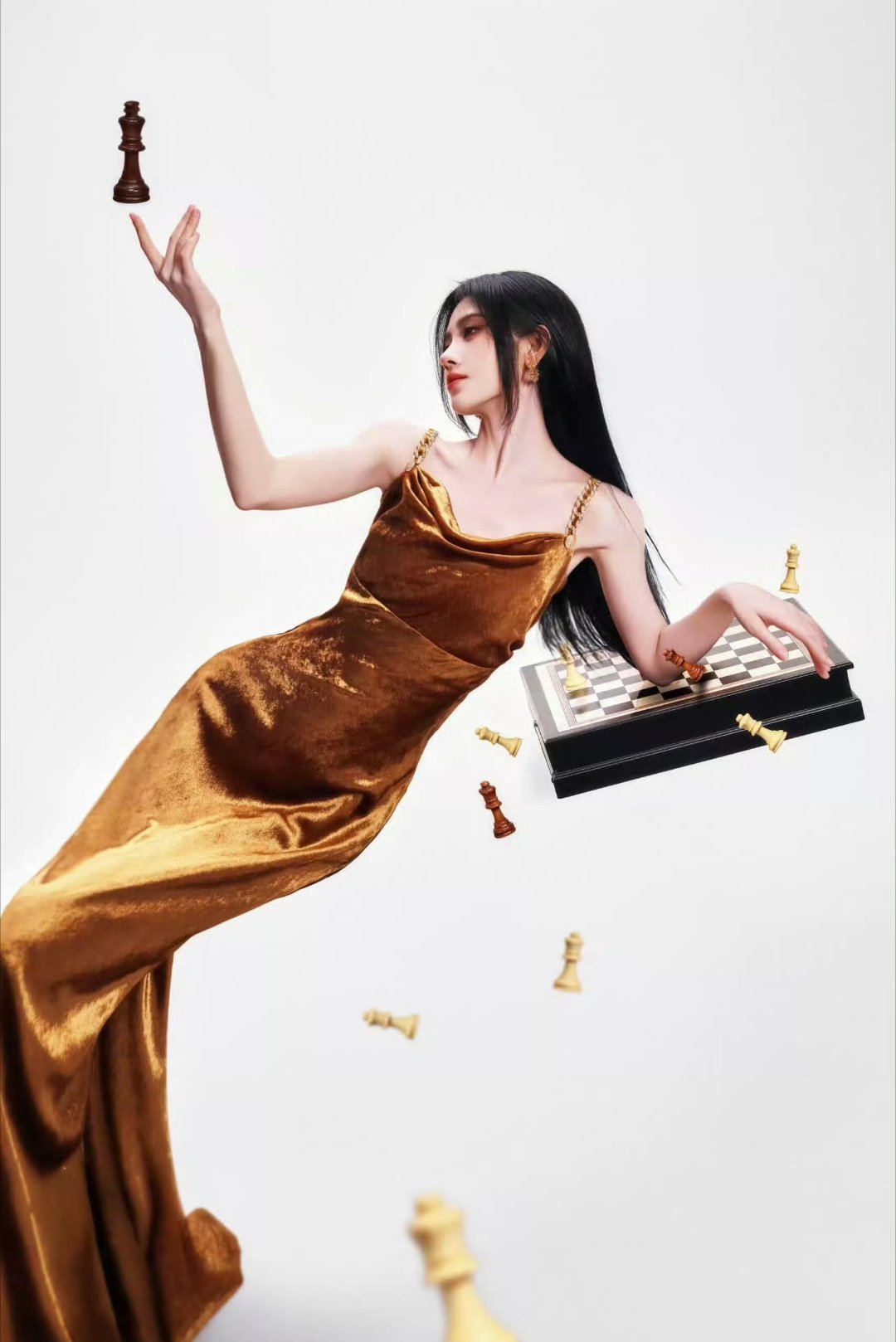 鞠婧祎鎏金玫瑰长裙好美😍来预约鞠婧祎的新剧吧 期待演员鞠婧祎的完美诠释 