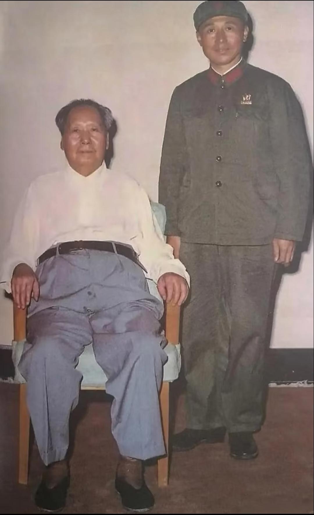 老人迟暮，不管是英雄还是奸雄都有老去的那一天，新中国之前决定中国未来走向的两个人