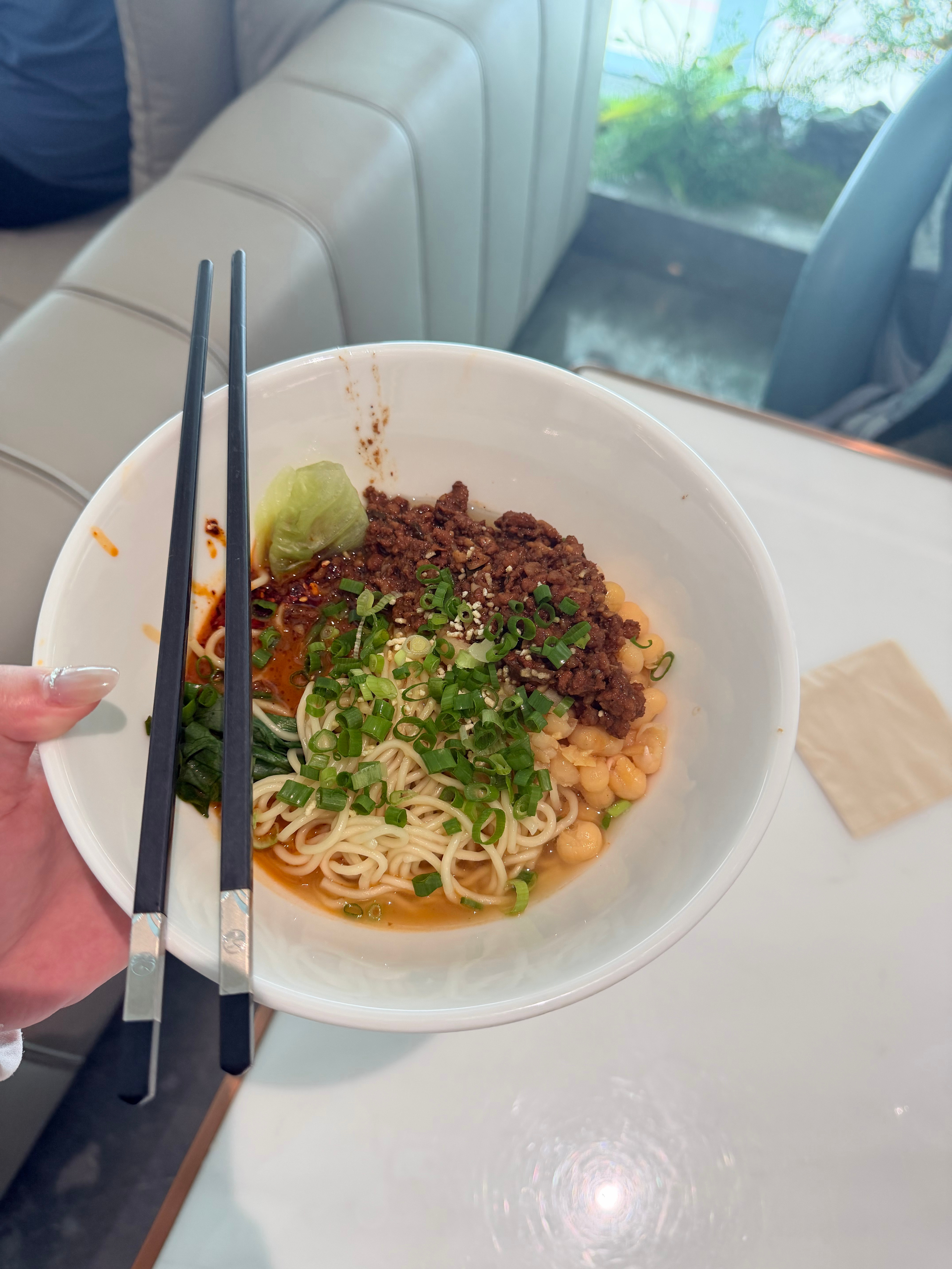 保留项目川航碗杂面 