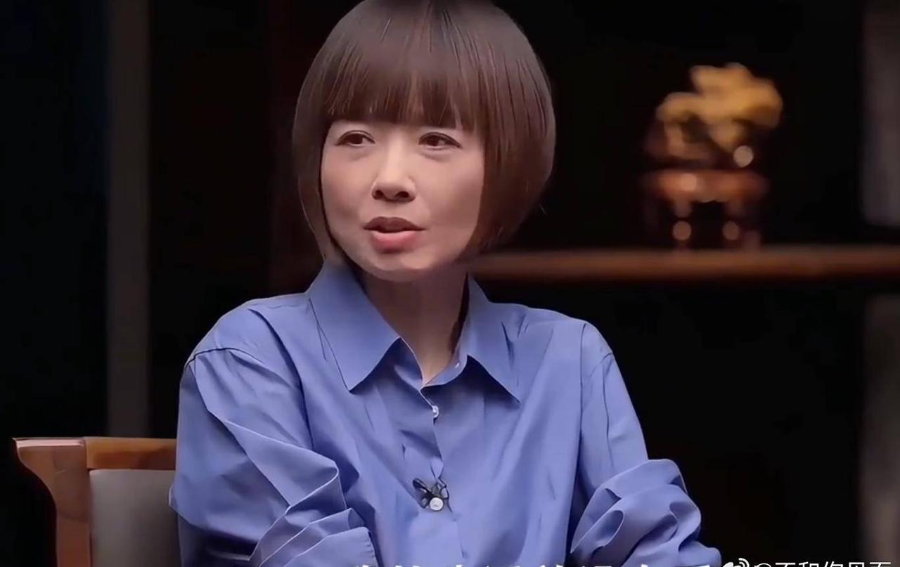 鲁豫回应是否有忧郁症：“有一些这样的问题，但生活没有受到影响，世间本无事，庸人自