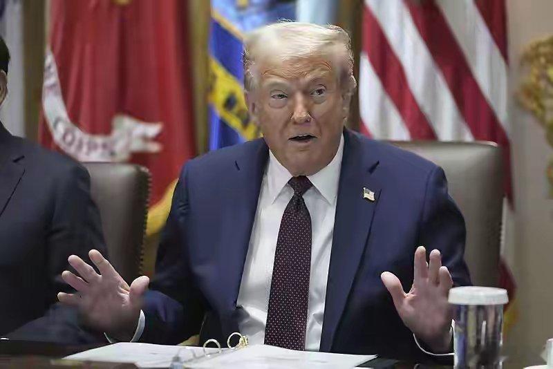 特朗普又称8架印战机被击落川普的数字魔法又升级了！从5架到7架再到8架+，比卖军