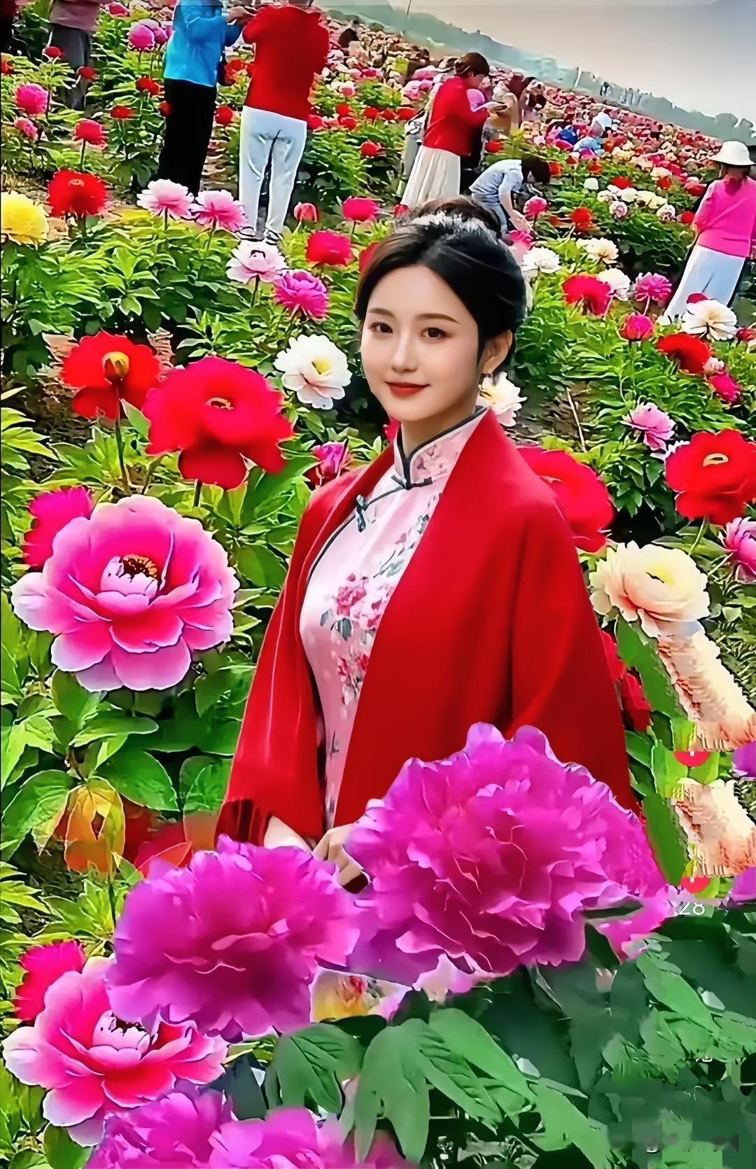 在花海中漫步，感受春天的气息。