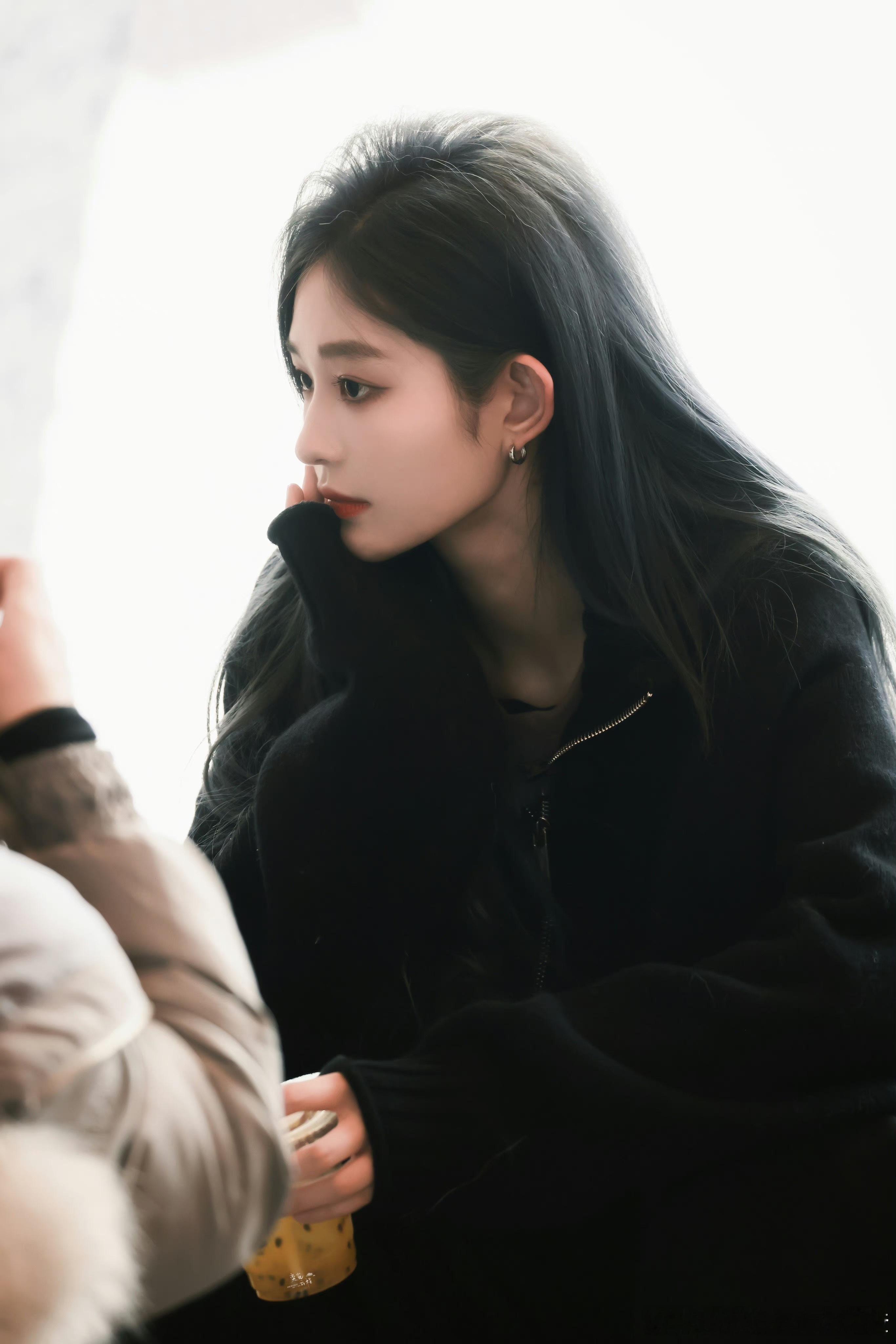 刷到一组王奕头像 清冷高级不刻意 ​​​