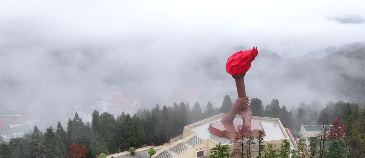 从5月29日开始到今天近两个月的时间，我发送了秋收起义上井冈山、朱毛会师以及巩固