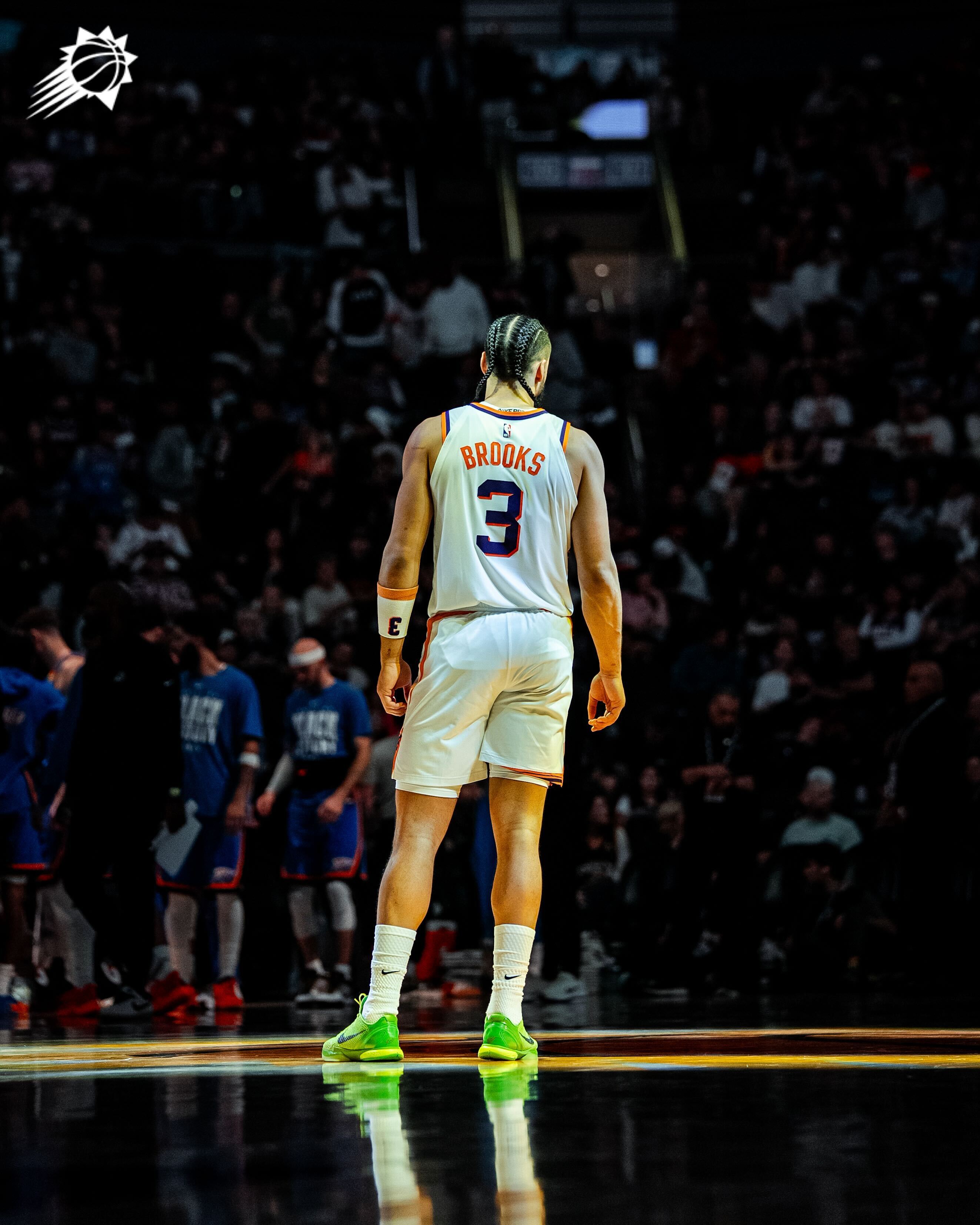 狄龙因累计16次技术犯规，停赛一场。他将无法出战2月19日对阵马刺的比赛。菲尼克