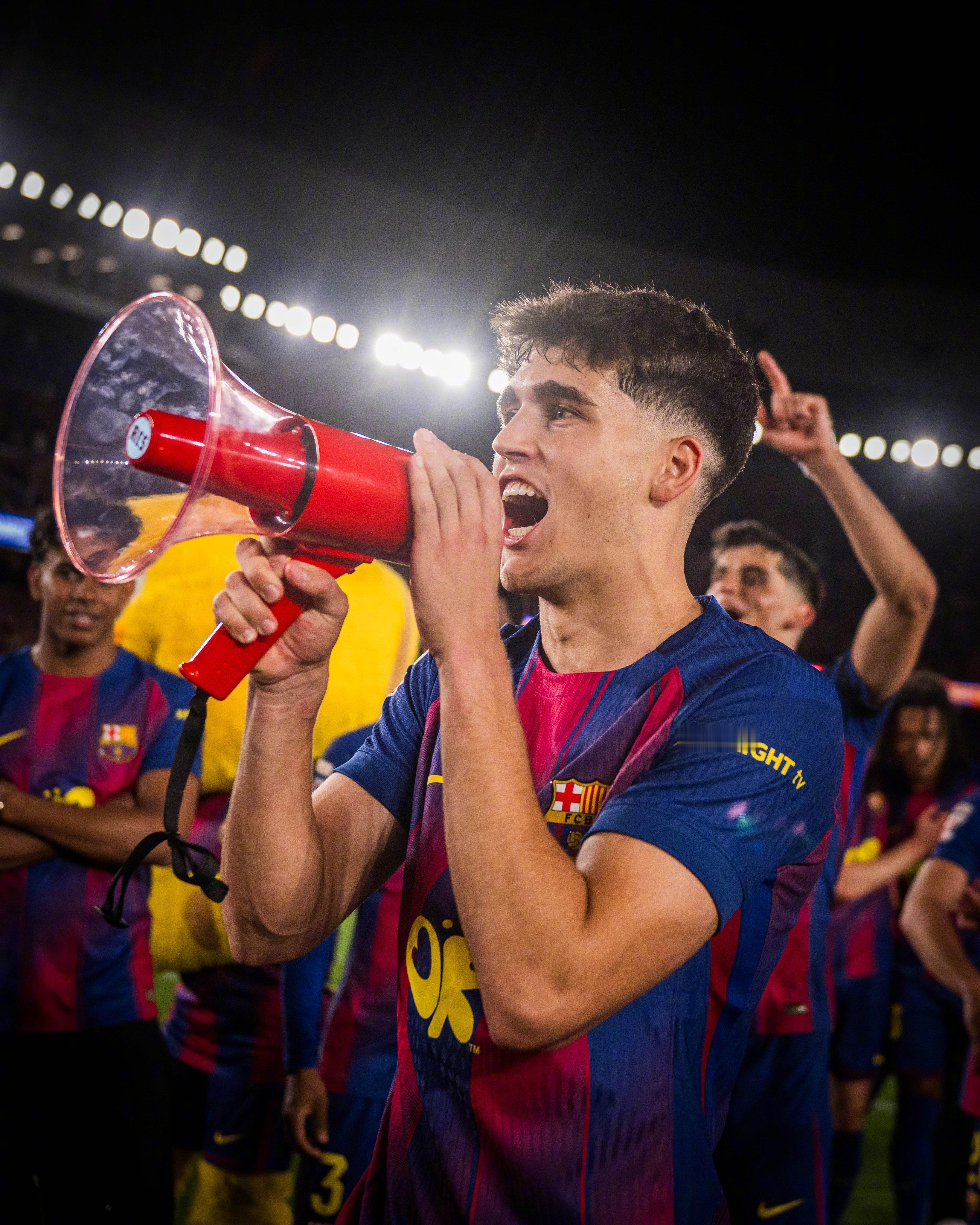 巴萨夺得西甲冠军 冠军，我们应得的❤️💙🏆巴萨 🔴🔵ForçaBarça