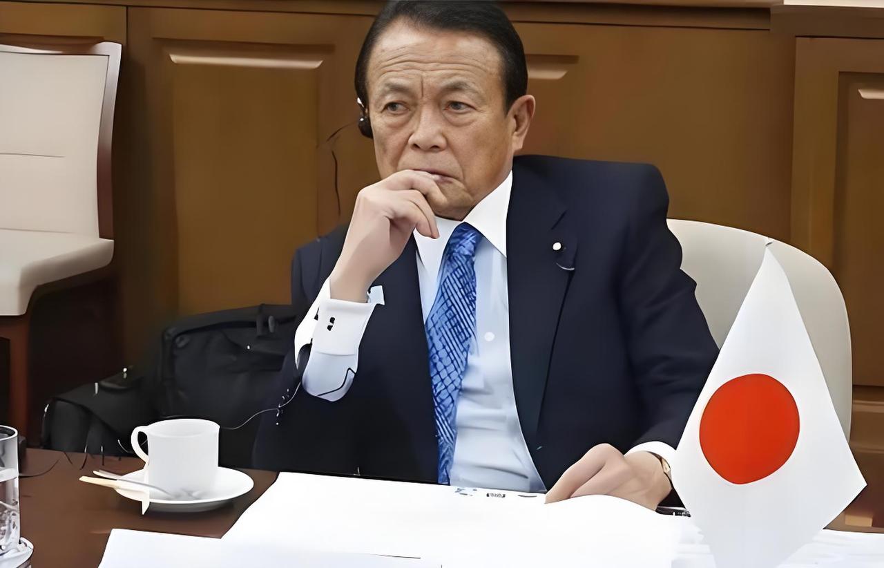 2月4日，麻生太郎发表“极具挑衅”的演讲，他叫嚣：“日本周边的安全环境与过去截然