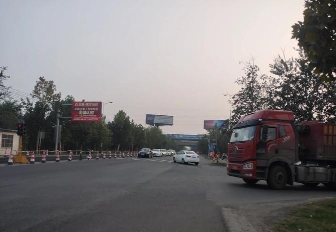 咱们这城市的普通人，平时在工厂里头打工，一个月能挣多少钱呢？我以前也是这么想的，