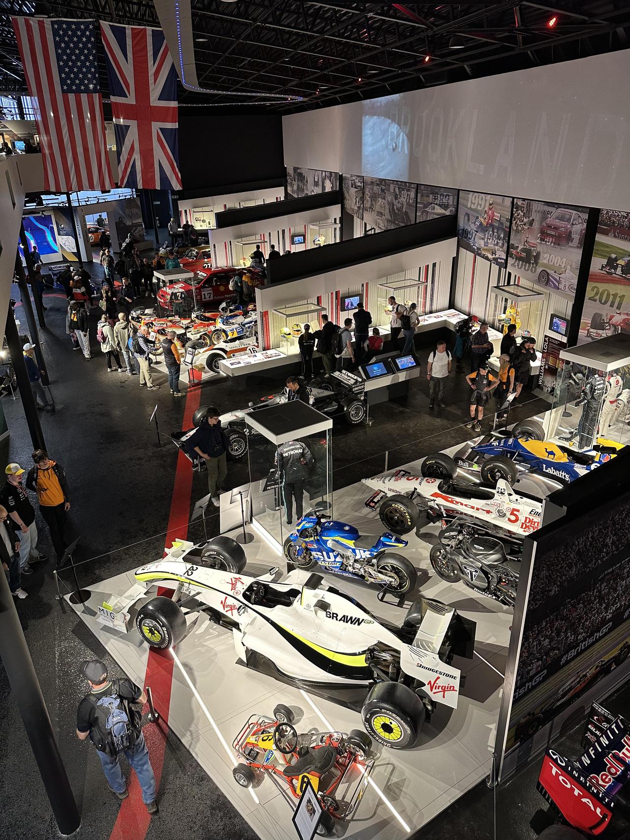 2026 F1-墨西哥站：很多车迷会好奇，为什么不能直接把散热器做大？这里有个工