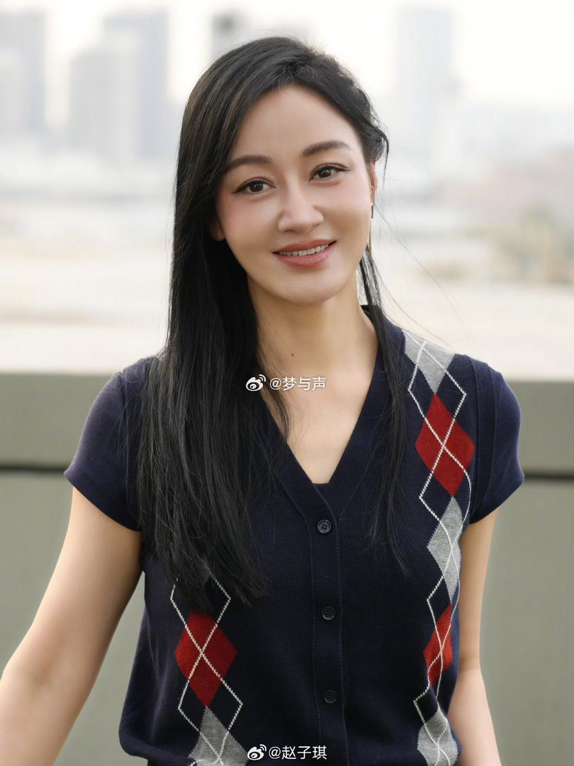 赵子琪把直播开成浪姐真心话了赵子琪说饭撒就是比各种耳朵 赵子琪的饭撒进化史太可爱