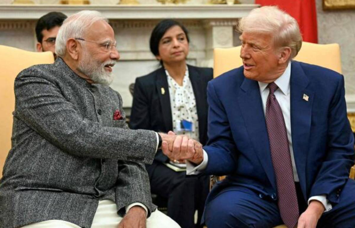 标题:俄罗斯石油还买不买？莫迪不说话

2月2日，特朗普突然发文，表示已经与莫迪