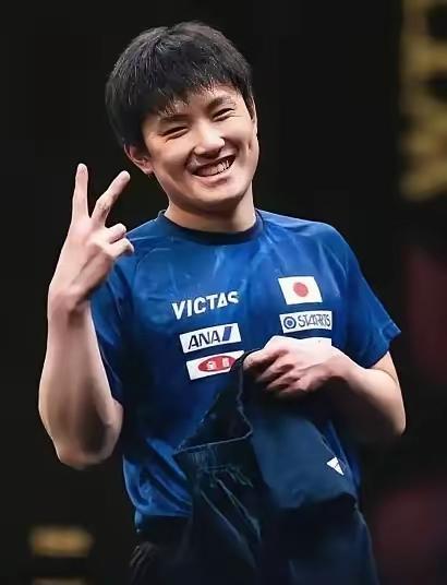 怪不得高市称，中日发生战争，会有大批中国人替日本人往前冲！
昨日写了一篇关于张本