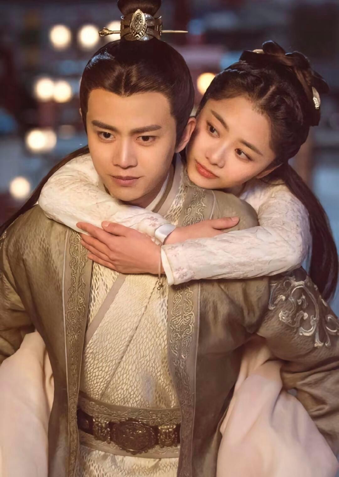 谁懂啊！任嘉伦才是内娱追星的顶配快乐✨ 始于《锦衣之下》陆绎的飞鱼服封神，陷于他