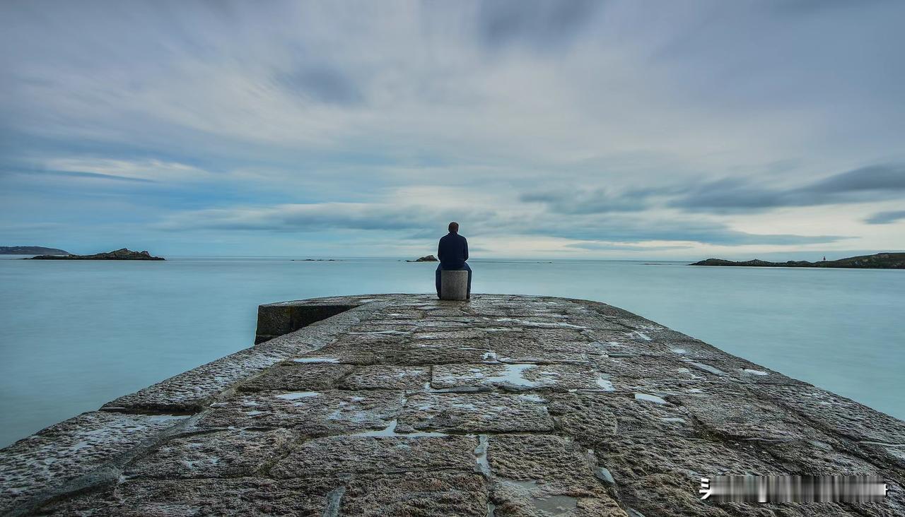 大家知道中国人为什么这么不开心吗？为什么中国人有这么多的戾气呢？
当然了，你可以