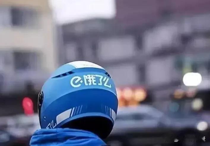 日本:80岁以上老年人口占比超10%

中国:80岁以上老年人口占比约2.5%
