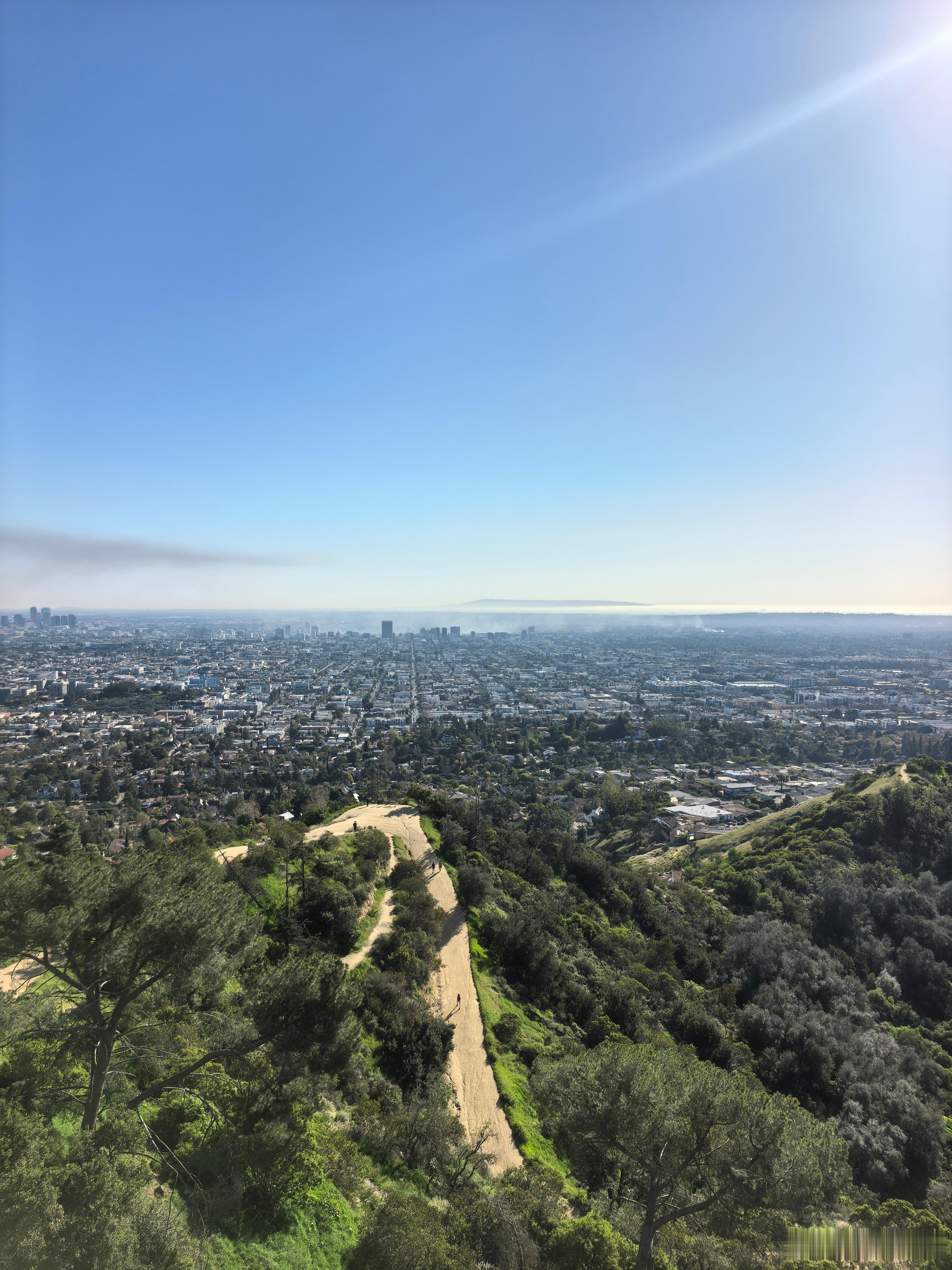 最近在想，公开到底还能说什么呢？抱着情绪之锤看人，人的每句话都是钉子。case 