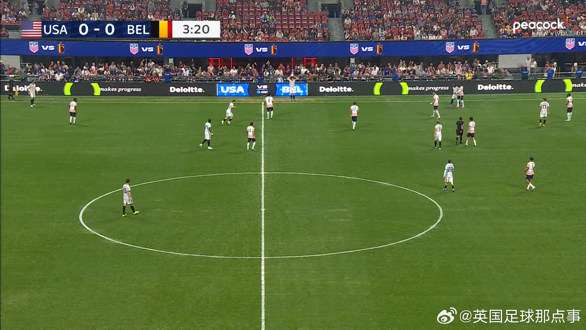 美国与比利时友谊赛的球衣....这能分得清队友吗😅 