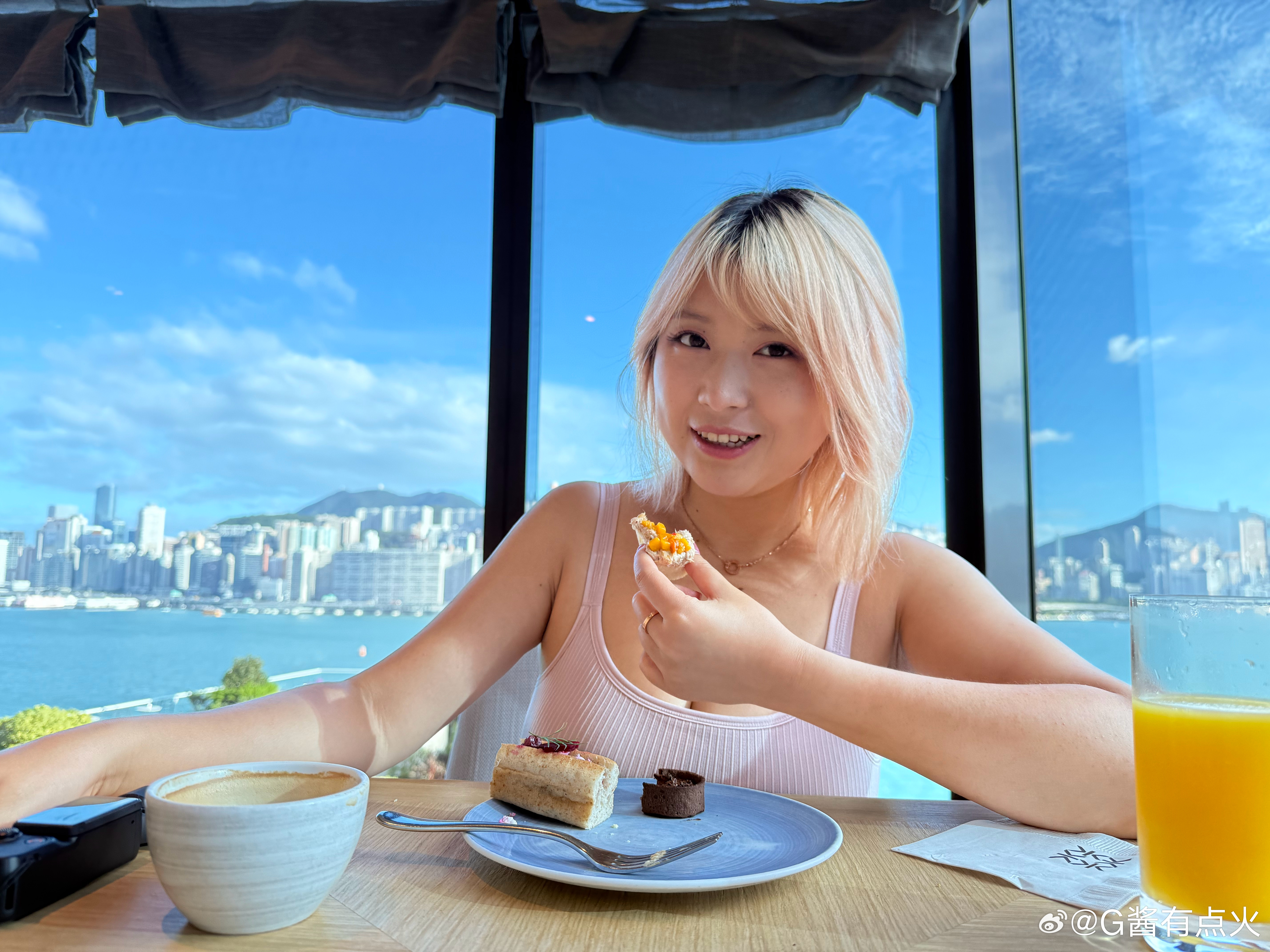 Happy Afternoon Tea  ​​​