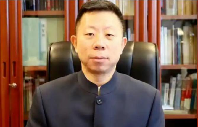 一个月抓扣至少150名中国公民，中方对菲律宾发出强硬警告。

麻烦看官老爷们右上
