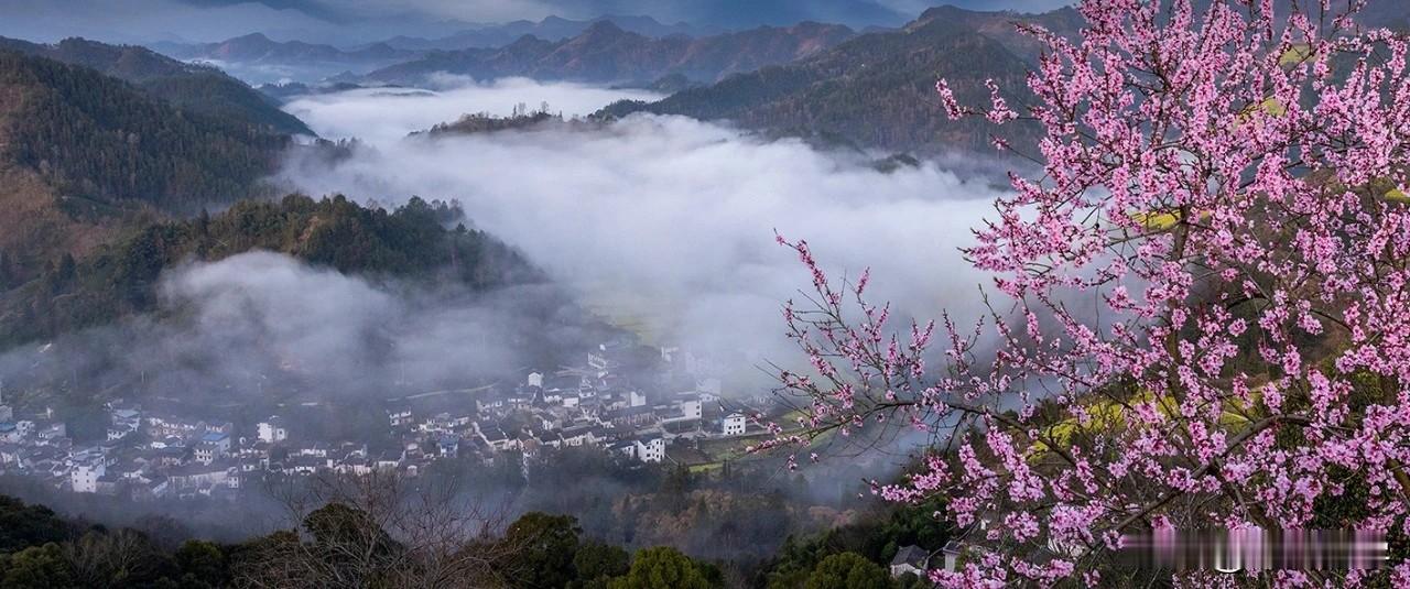 一篇《出师表》在了解它的意境，懂得他的主旨以后，老师为什么还要要求背诵？不是光理