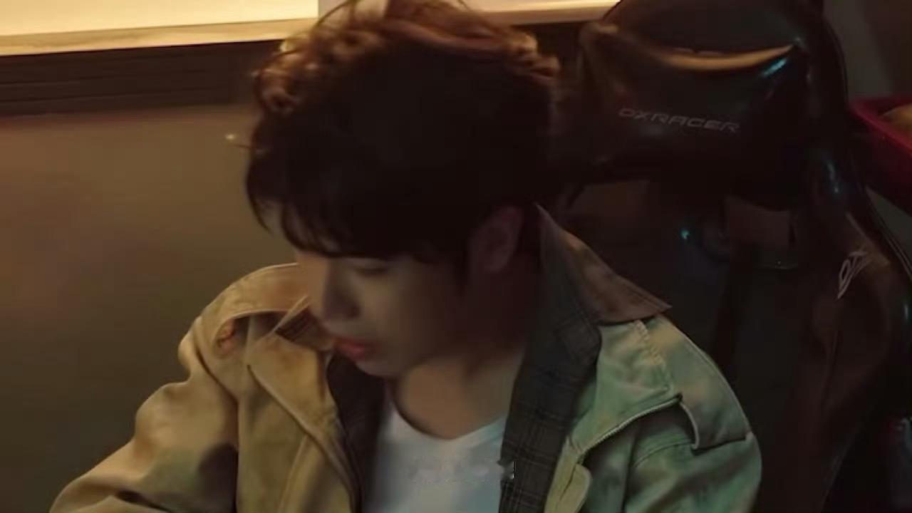 花海客串了时代少年团演唱会的串场VCR 