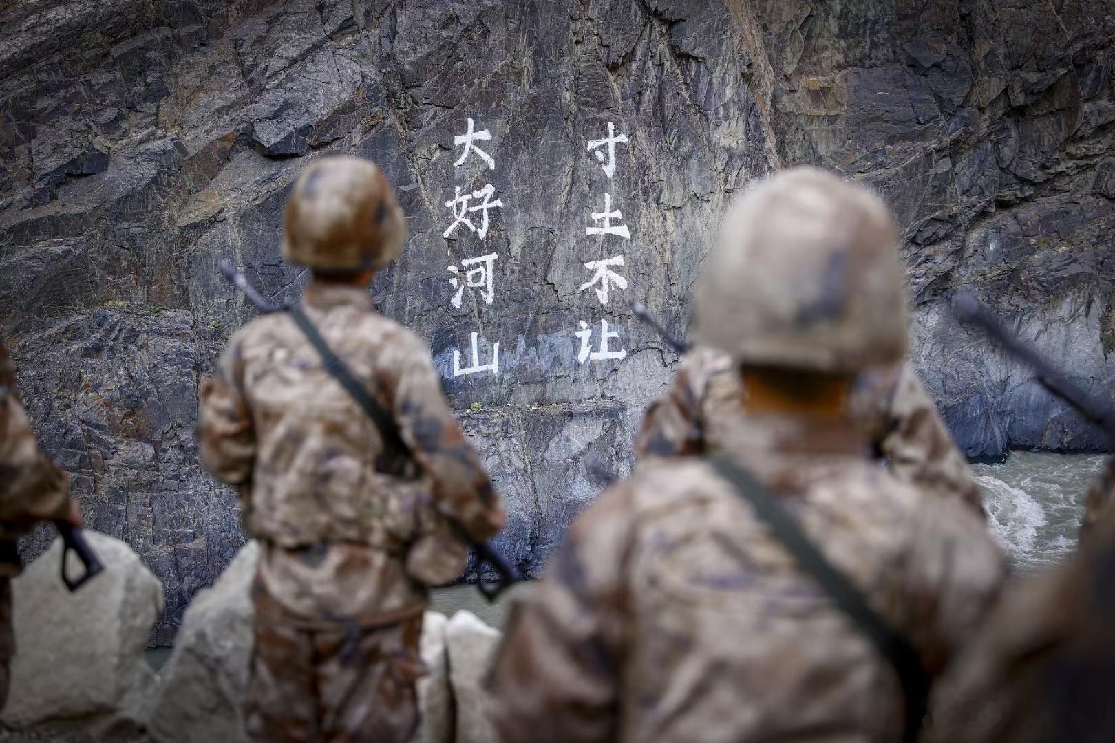 宝莱坞原要筹拍有关加勒万事件的电影，但印度政府为改善对华关系，不让拍了。 