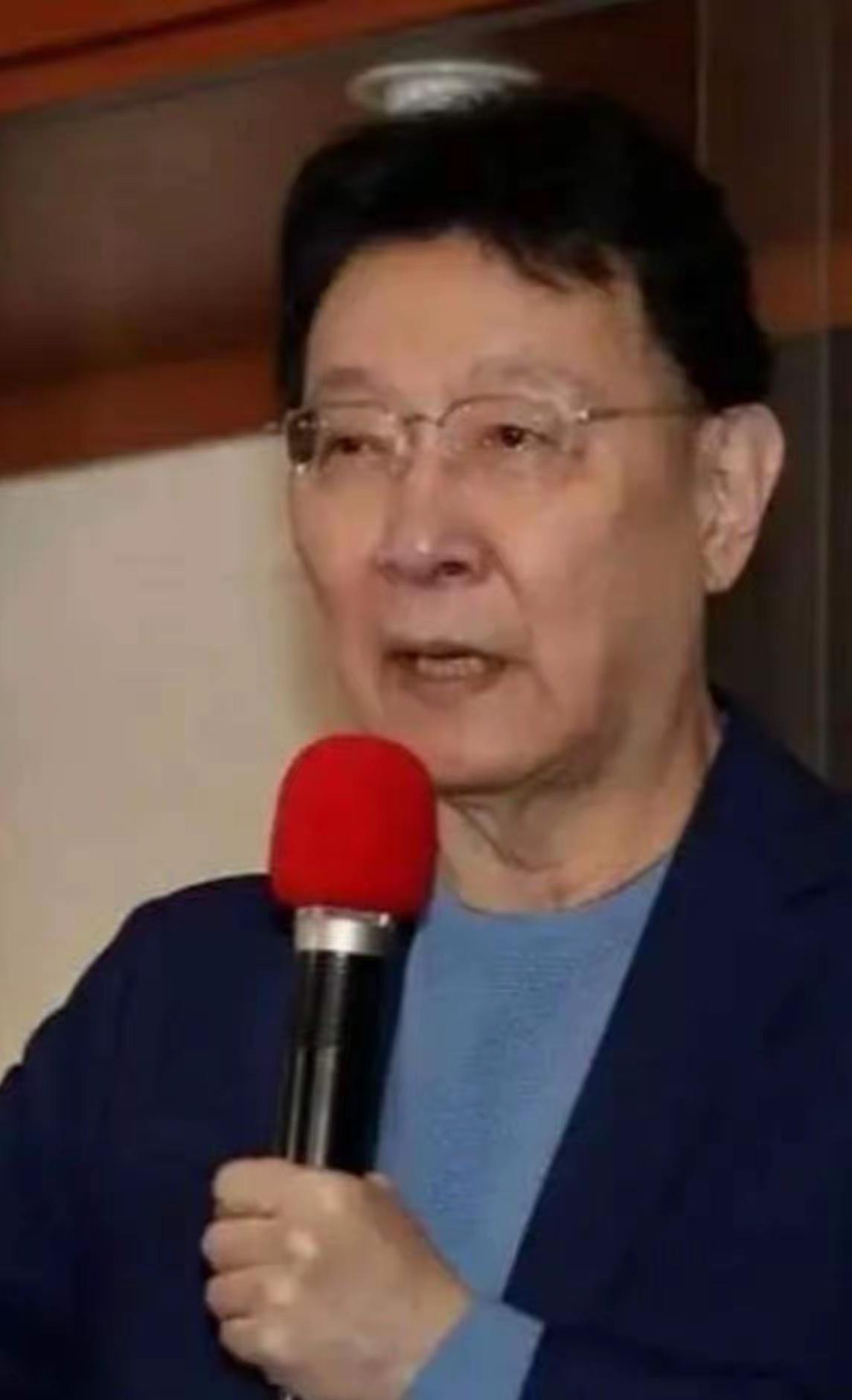 台湾名嘴赵少康曾在节目中质问大陆："为什么一定要统一，统一有什么好处？"甚至还扬