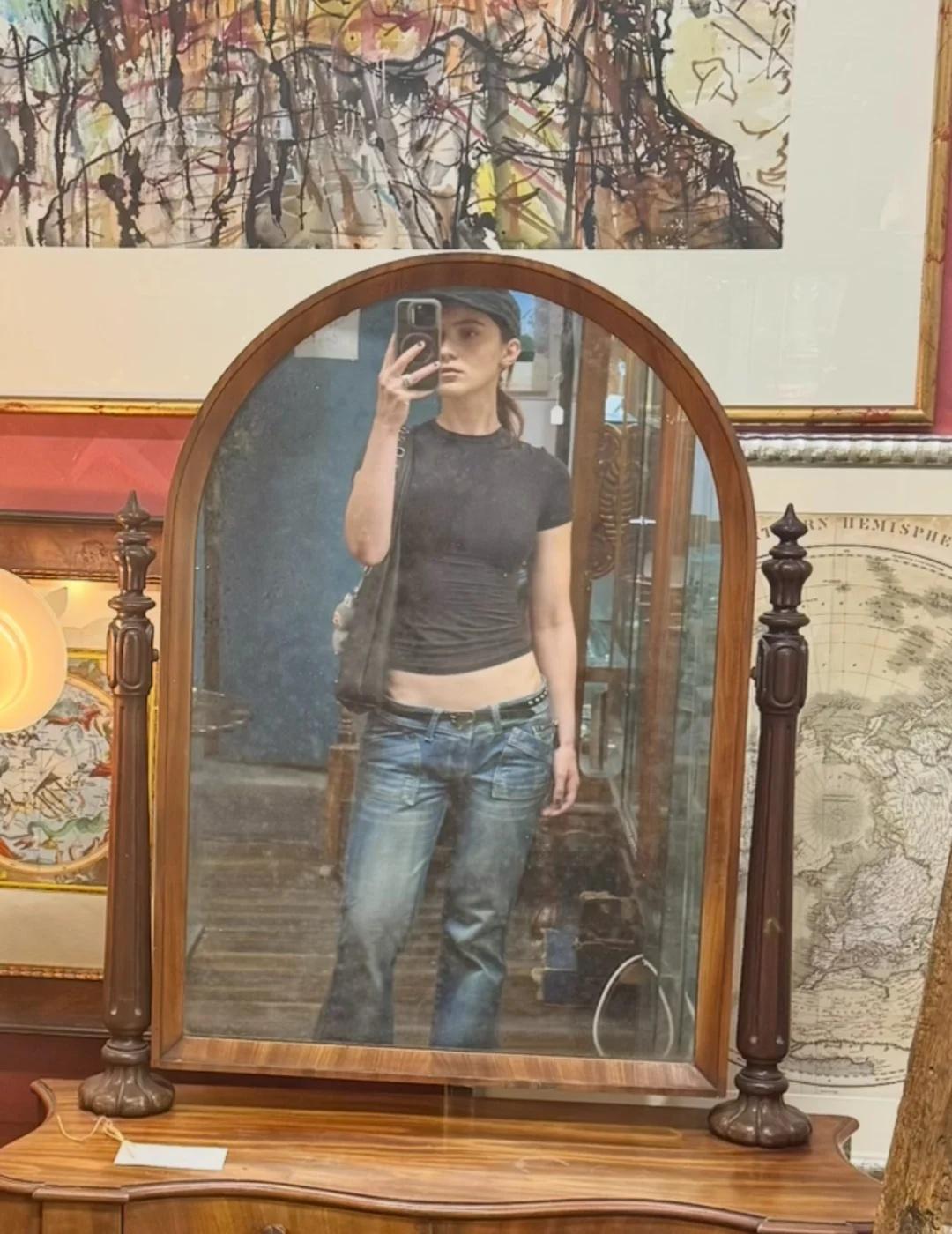 周日市场 🥧
在周日的市场摊位上走来走去，找到美味的当地甜食和农产品。在去我朋