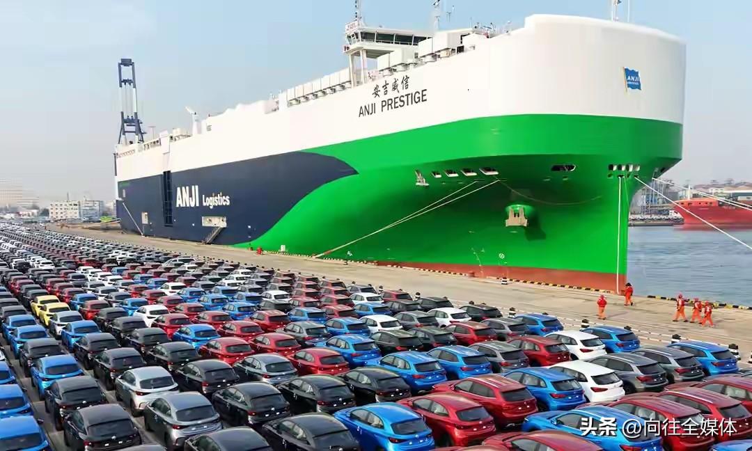 炸锅了！全球三战齐发，中国出口数据打脸全球！190国彻底服了
 
战火纷飞里，中