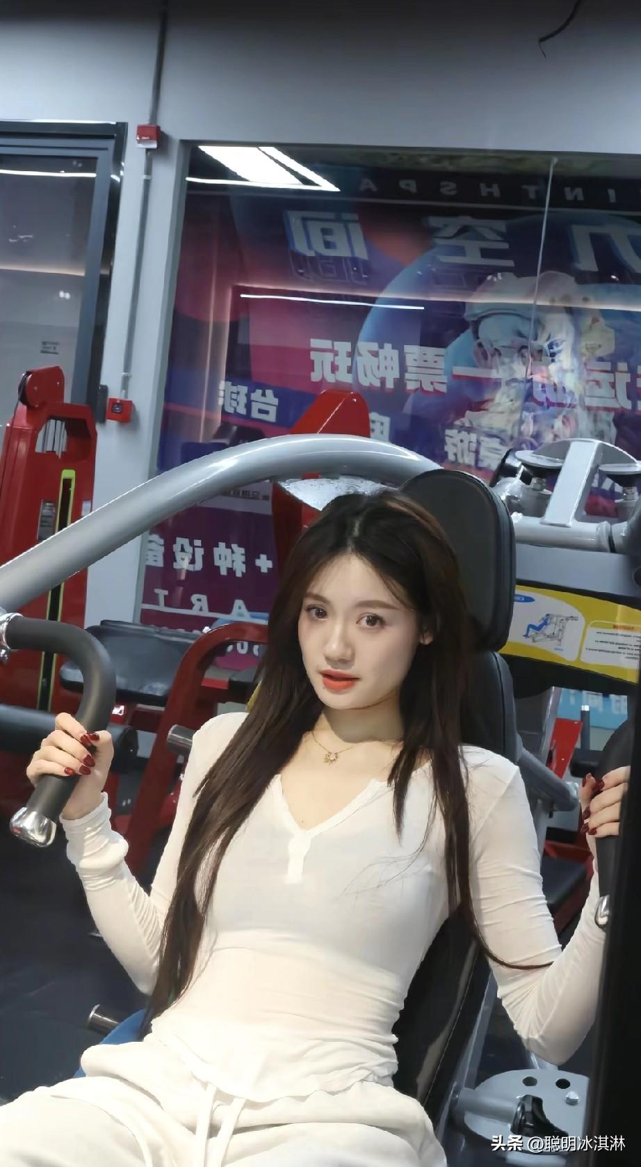 健身房打卡，元气满满的一天