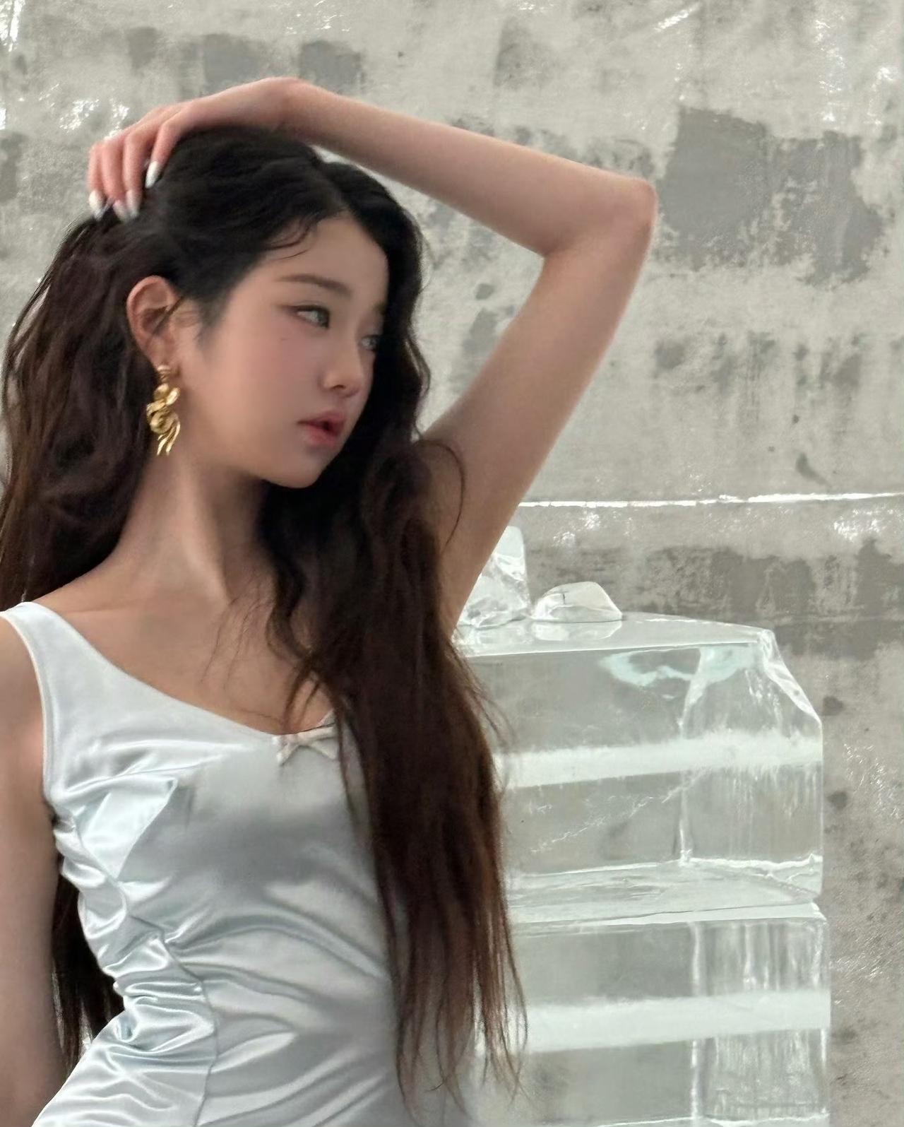 元元的魅力[害羞]
张元英