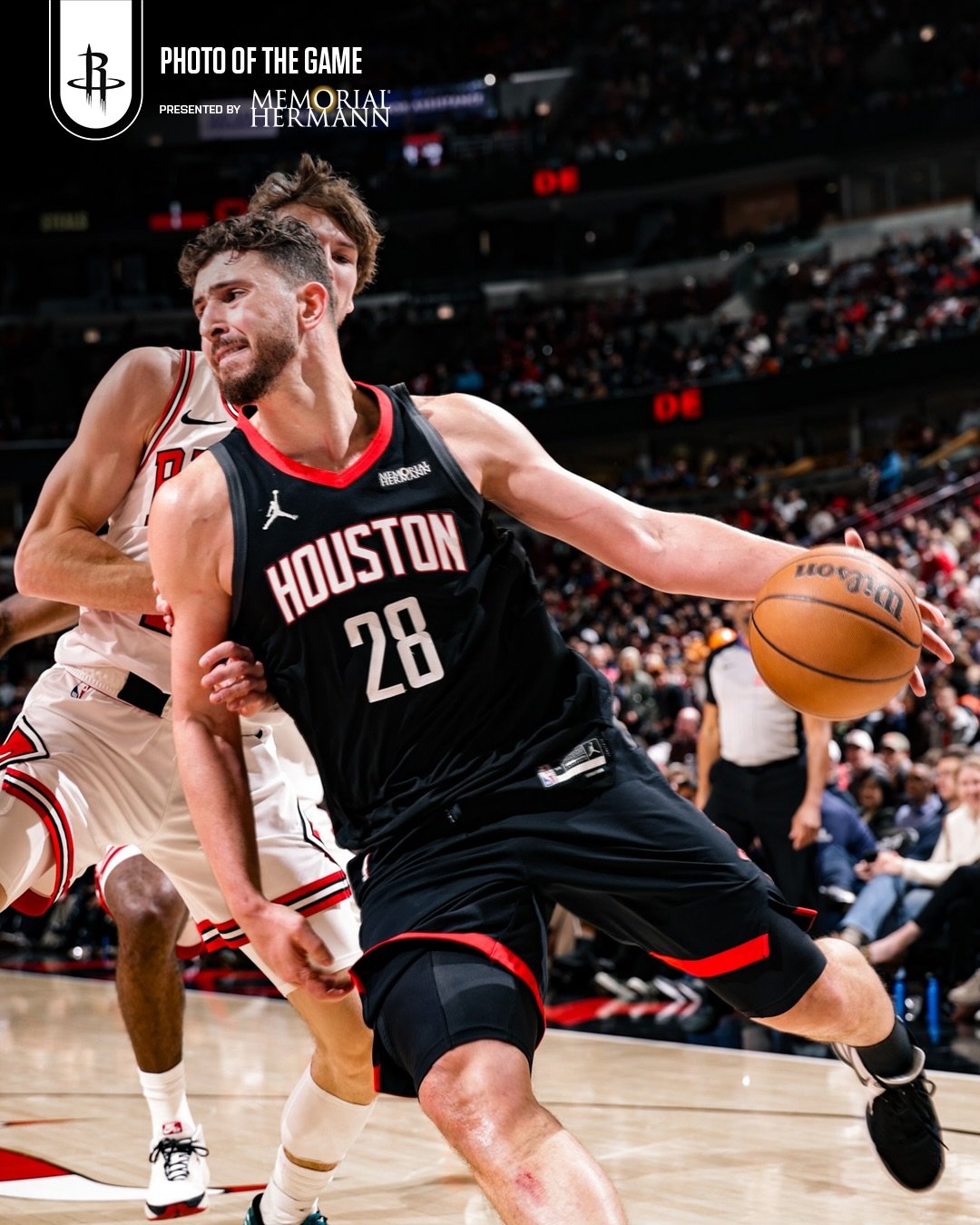 杜兰特赛后采访谈申京出色表现：“他是无法阻挡的。如果你不派人协防，不形成多人围堵