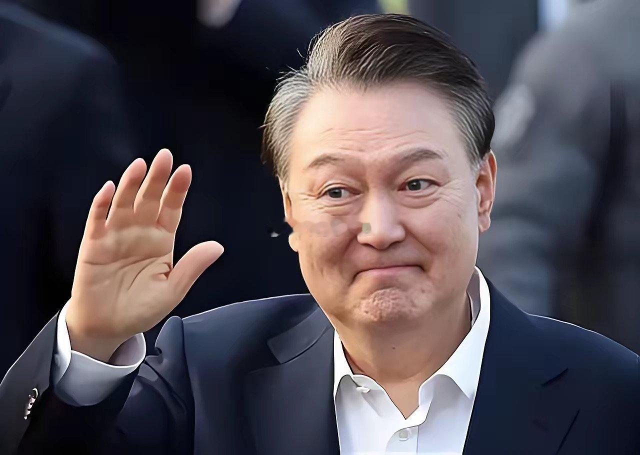 判了，尹锡悦大统领判了30年徒刑，漫长如他对金建希女士的绵绵旧情 