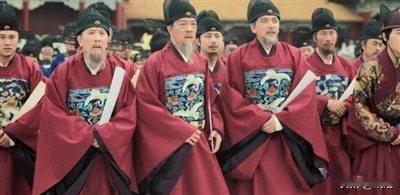 大家都知道明晚期的东林党吧！

“他们骂别人结党，自己才是最大的党；他们要救国，