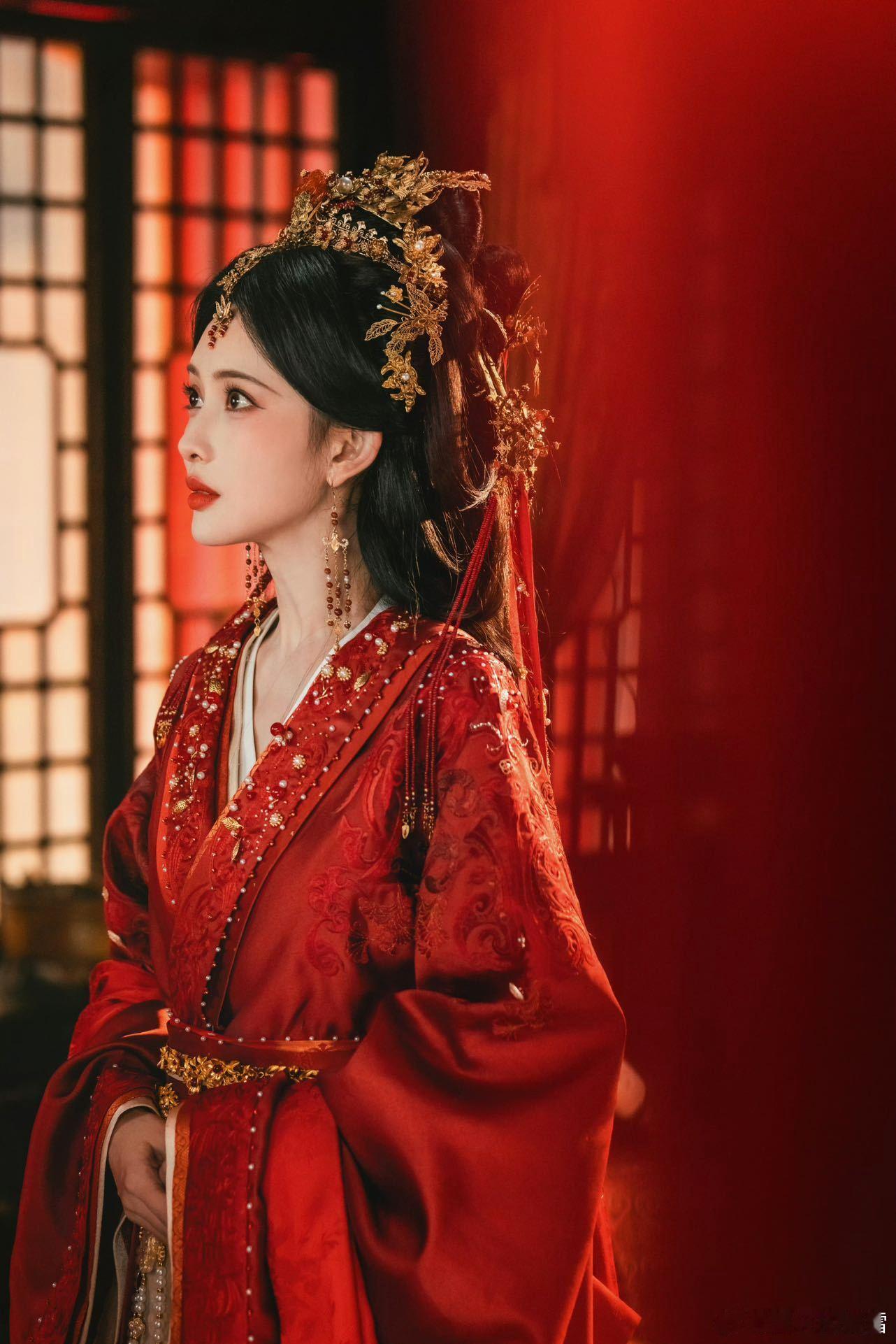 孟子义哭戏感染力孟子义哭戏免检🎬长镜头完整一镜到底，从强忍委屈到情绪崩塌，过渡