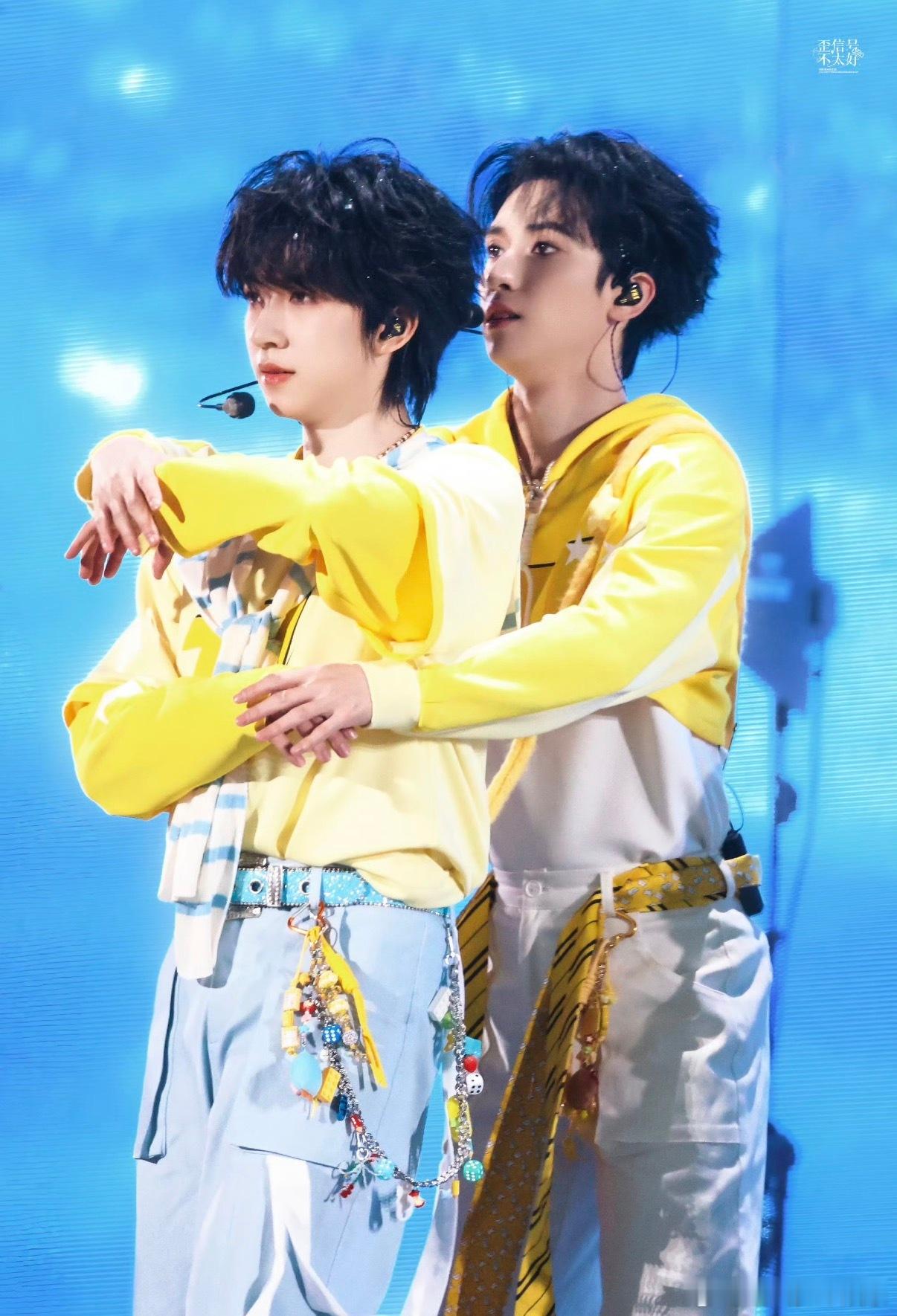 湖南卫视跨年演唱会微博跨年狂欢节早就把湖南跨年列入跨年计划了，檀健次、王嘉尔、孟