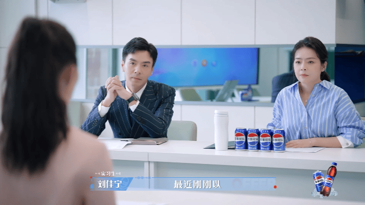 小尼搭档女主持踢馆offer 惊现狠角色！刘佳宁踢馆，和小尼有央视主持合作，经验