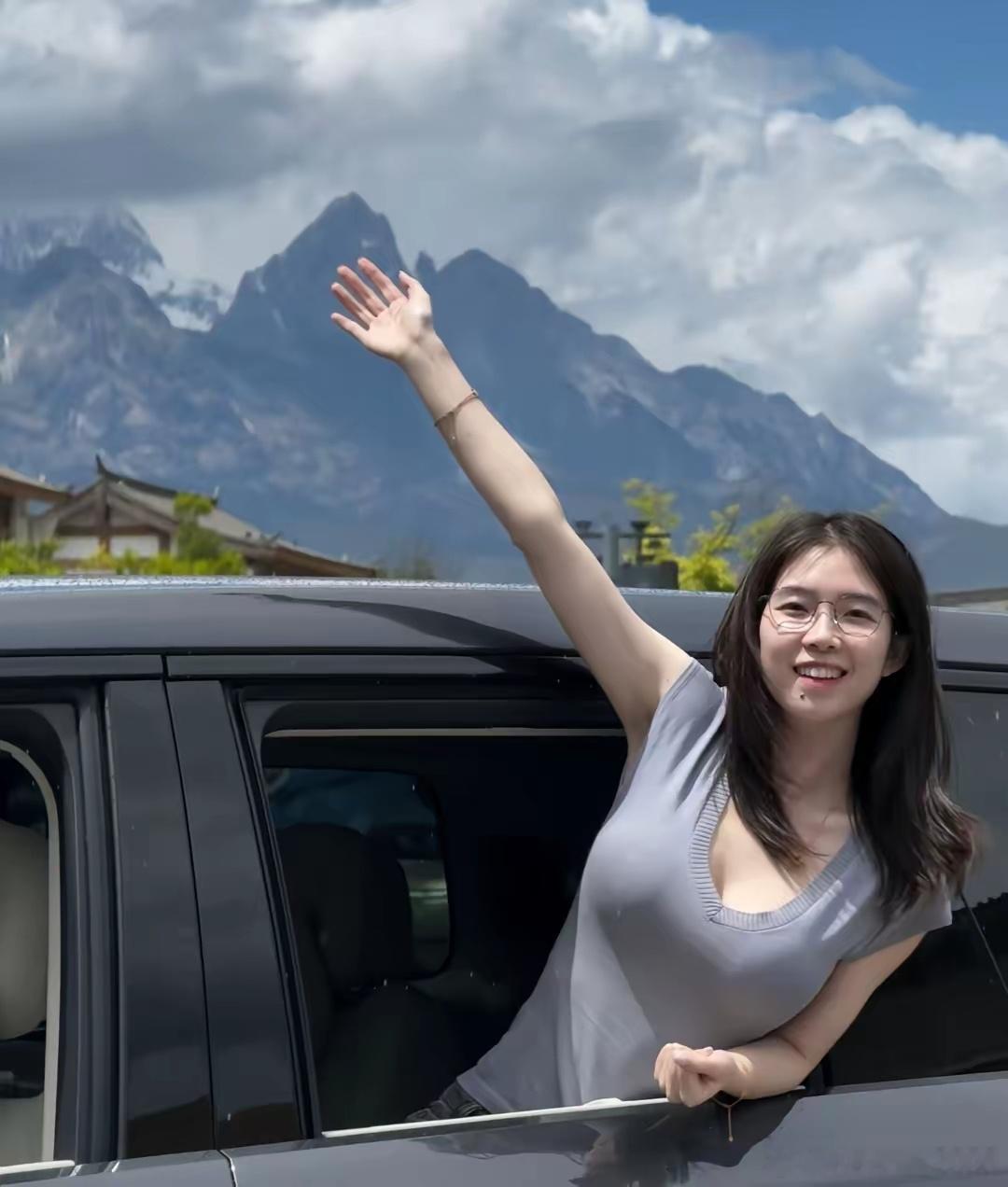 这女网红一口气代言了好几款汽车怎么会这么厉害？ 